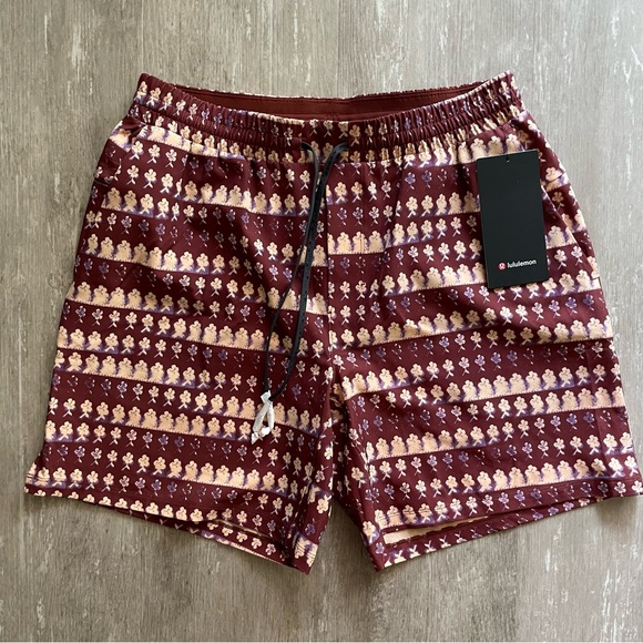 lululemon athletica Other - Lululemon Pool Short 7” Island Bloom Date Brown Multi (burgundy brown red)